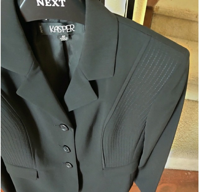 Kasper Women's Black 2Pc Pant Suit Size 4 eBay