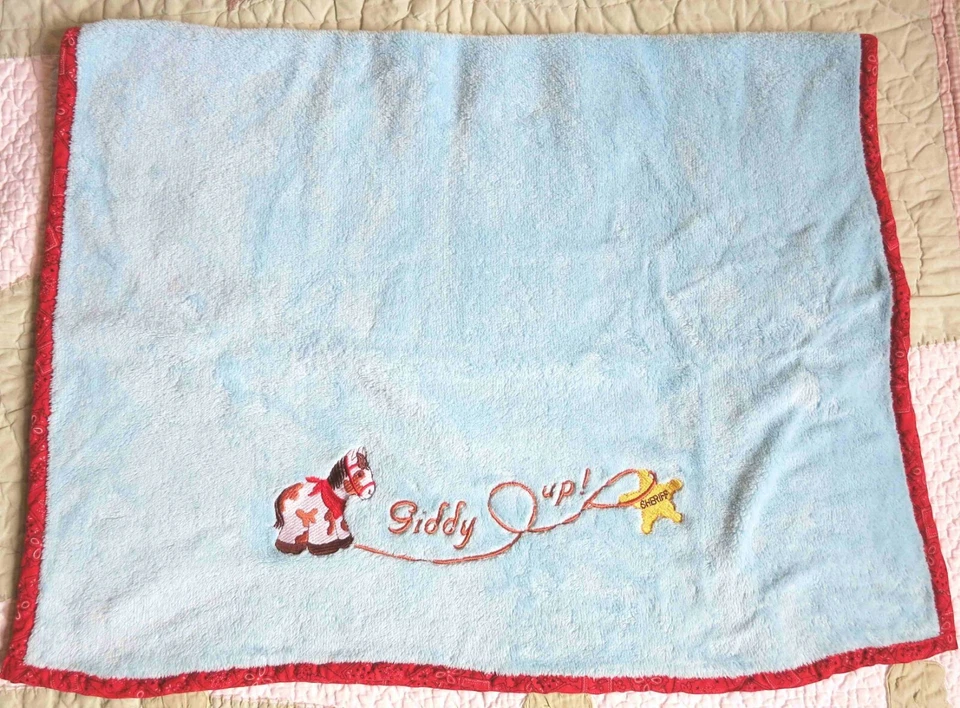 Manta Giddy Up Sheriff Caballo Vaquero Azul Felpa Bebé Niño con Borde Pañuelo Rojo Usada en Excelente Condición Foto 2 de 3