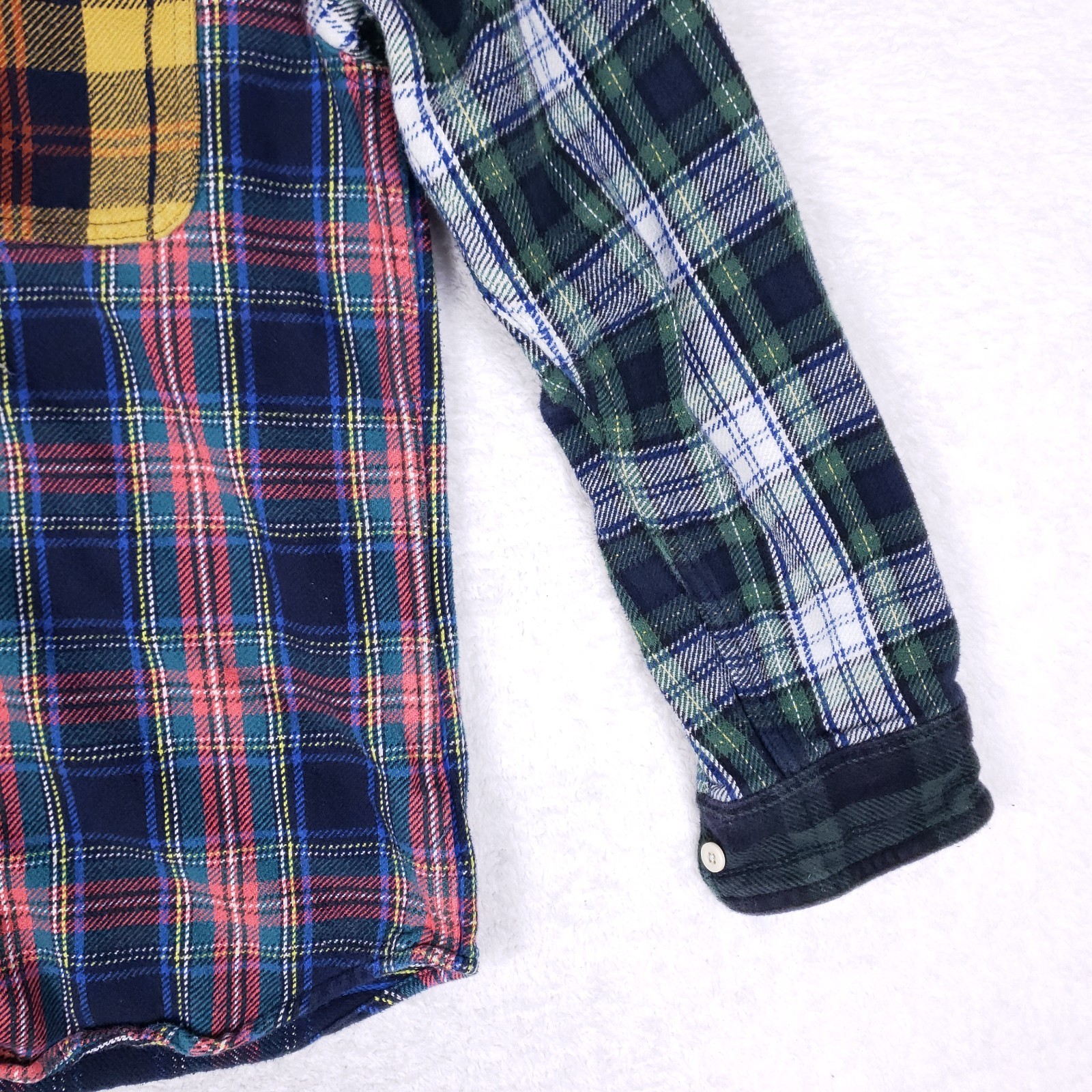 American Eagle Patchwork Hooded Flannel Shirt Men… - image 3