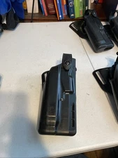 Safariland 7360-832 ALS/SLS Mid Ride Lvl 3 Duty Holster Glock 17/22 RH