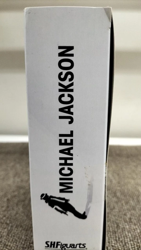 Bandai S.H. Figuarts Michael Jackson Smooth Criminal Action Figure Foto 4 de 4