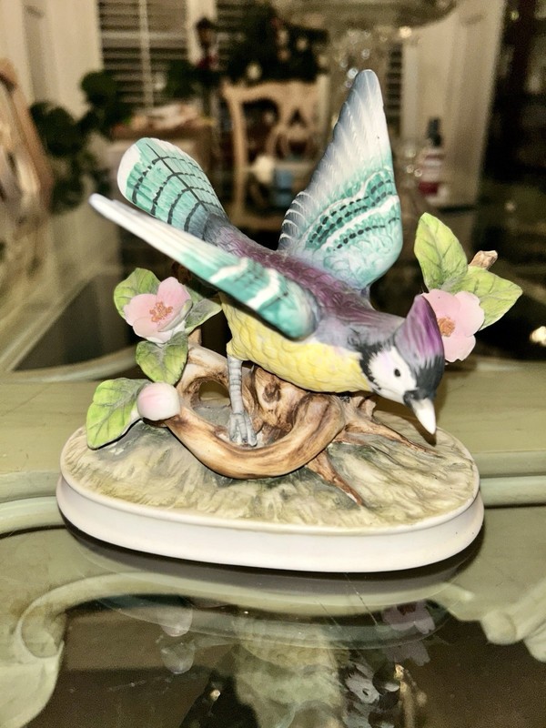 Vintage Porcelain Blue Jay Bird Figurine With Flowers Beautiful Made In Japan