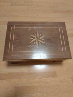 Vintage Holzkiste Kleine Truhe Schatulle Schmuck Aufbewahrung 18x27cm.