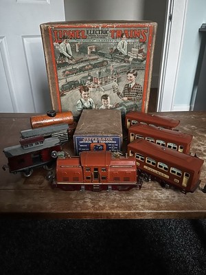 1930 s Lionel Electric Train Set No. 294 (Orange Edition) *Read Description!*