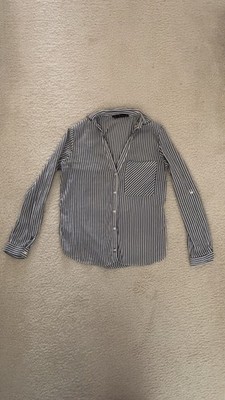 Zara Basic Oxford button shirt size small.