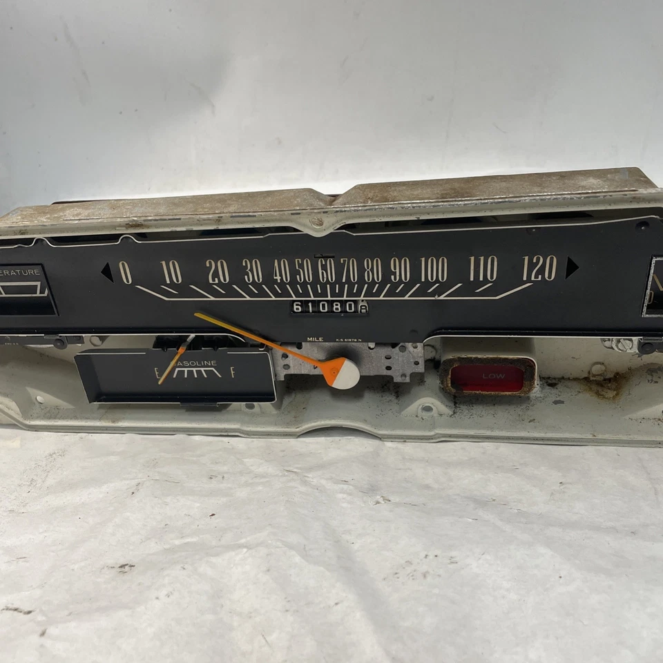 Dodge Coronet 1965 cuadro de instrumentos OEM velocímetro e indicadores Mopar Foto 2 de 4