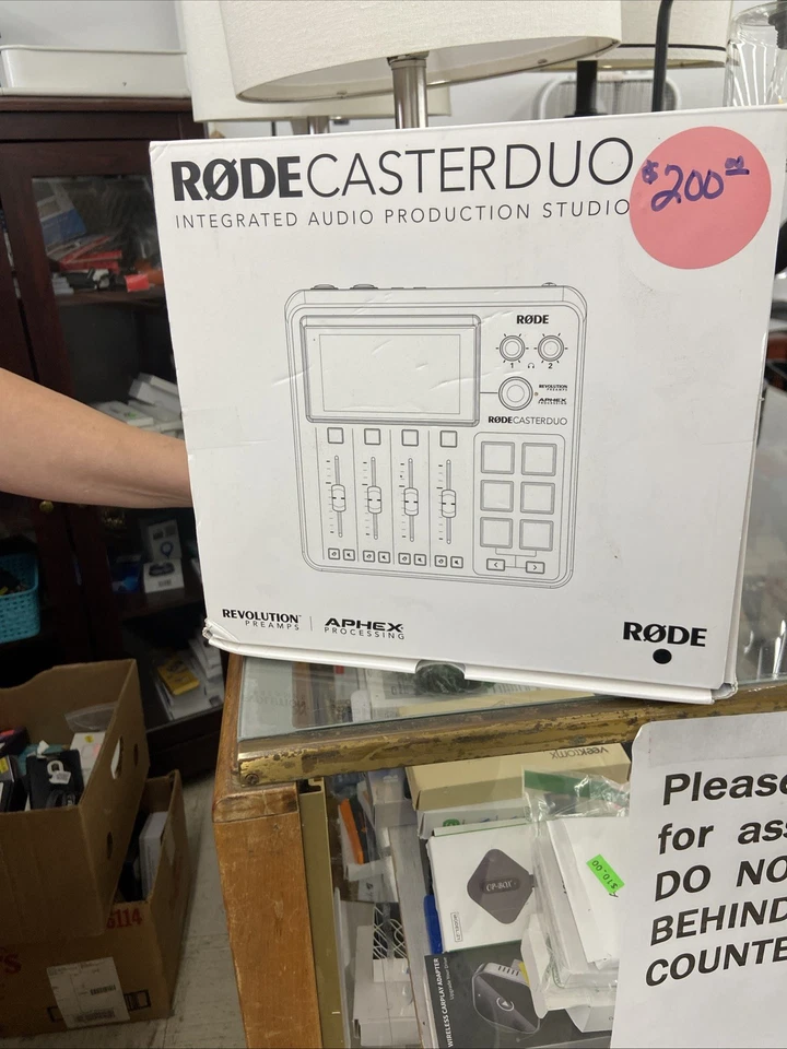 RODECaster Duo Integrated Audio Production Studio -