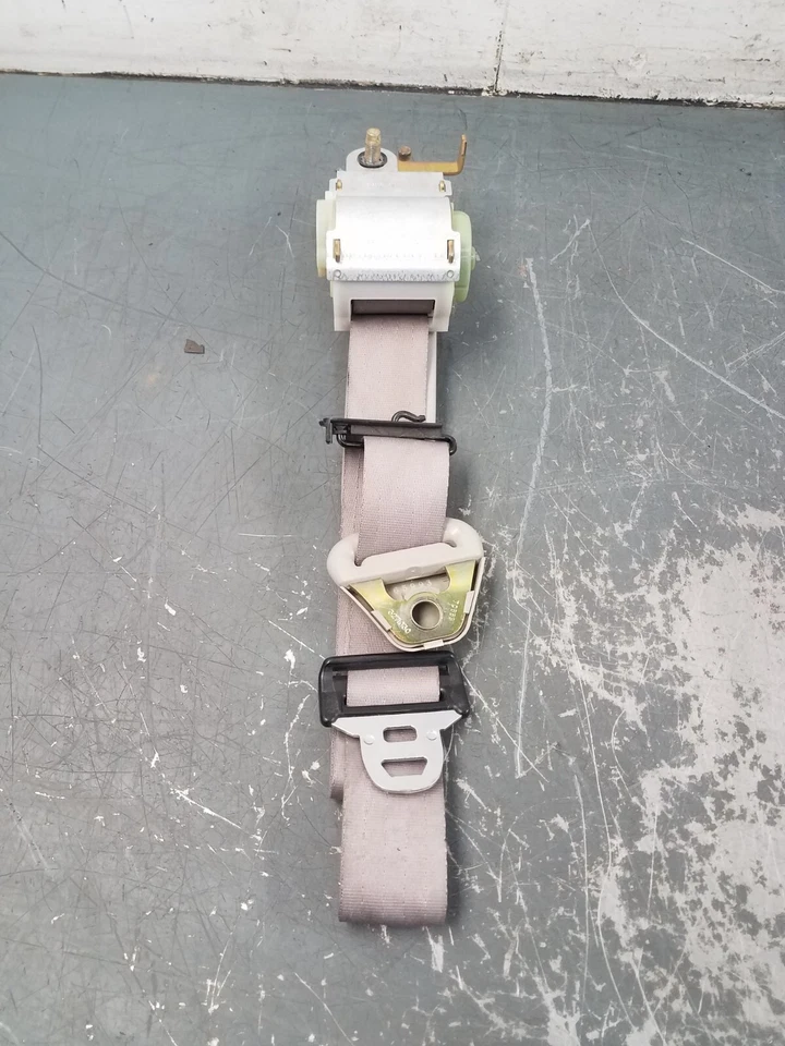 2002 Grand Marquis / Crown Vic Victoria Seat Belt Set #1010 D2 - Image 2 of 4