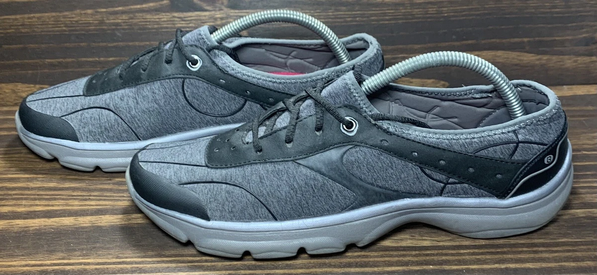Bzees tennis hotsell shoes