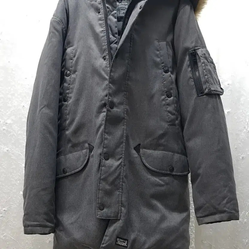 Levi's Down Padding Jacket - Size 95, Gray - image 2