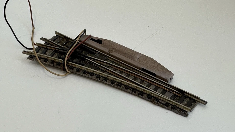 Fleischmann N Gauge 9178 Profi Track Motorised Left Hand Switch Point - Image 1 of 1