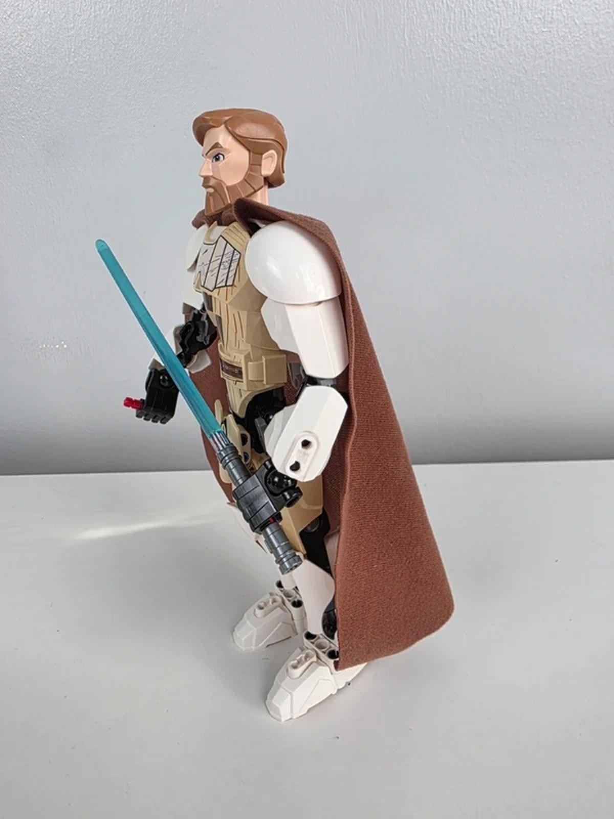 LEGO Star Wars Obi-Wan Kenobi Buildable Figure 75109 Posable w Lightsaber image 2