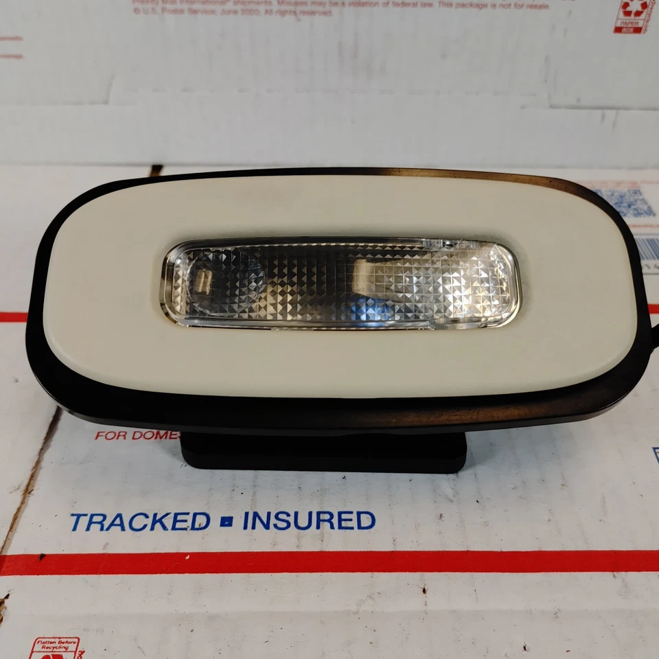 09 - 12 LINCOLN MKS LÂMPADA TRASEIRA DIREITA CÚPULA 8A53-13E710-AA FABRICANTE DE EQUIPAMENTO ORIGINAL - Imagem 4 de 4