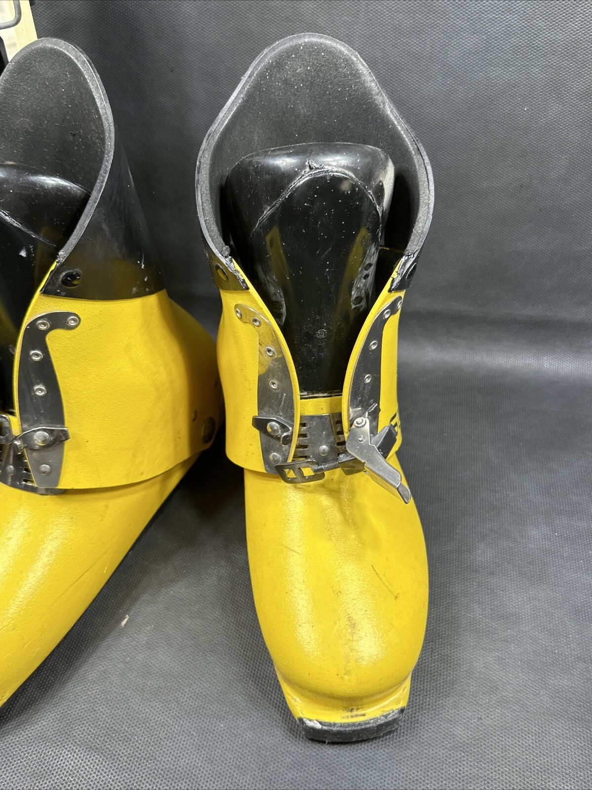 SALOMON Stivali da sci vintage gialli Scott adulti taglia 6 media con supporto stivali