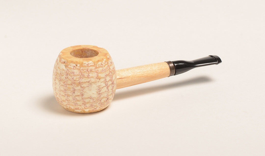 NEW Missouri Meerschaum Morgan Polished Corn Cob Pocket Pipe