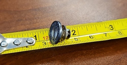 VTG Silver Toned Lapel Hat Pinback Amway Sponsoring Achievement - Picture 4 of 4