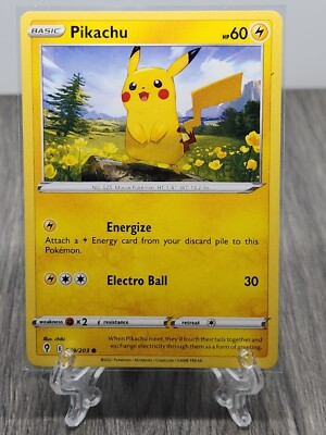 ポケモンカード Pikachu 049/203 Pikachu 049/203 - Evolving Skies - Non-Holo Pokemon Card - Near