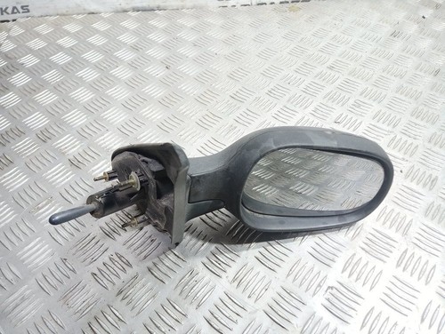 Renault Megane I 2001 Vorne rechts Außenspiegel mechanisch 018011 UST56449