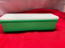 Vintage Tupperware Celery Crisper Rectangle Green Bowl #892-9- W/Lid #893-2