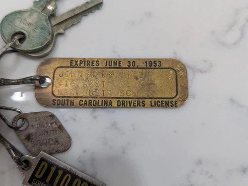 Vintage 1953 Brass South Carolina Drivers License N. Augusta SC Disabled Vet Tag - Imagen 2 de 11