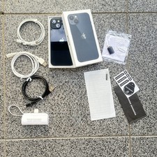 Apple iPhone 13  - 128 GB - Midnight Blue (Ohne Simlock)  A2633 Set