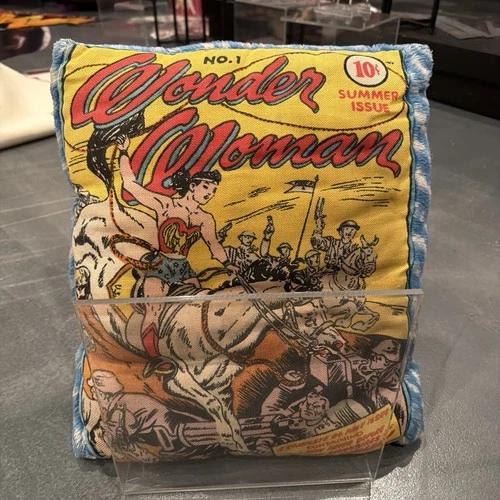 UNIQUE vintage RETRO WONDER WOMAN COMIC BOOK FABRIC CUSHION DC SUPERHERO pillow