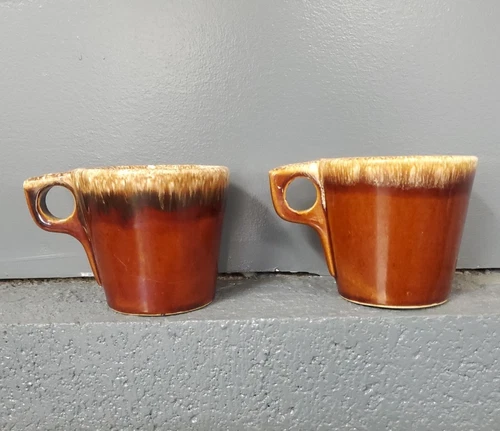 Vtg Hull USA Oven Proof Mugs Coffee Cups Brown Drip Glaze Set of 2