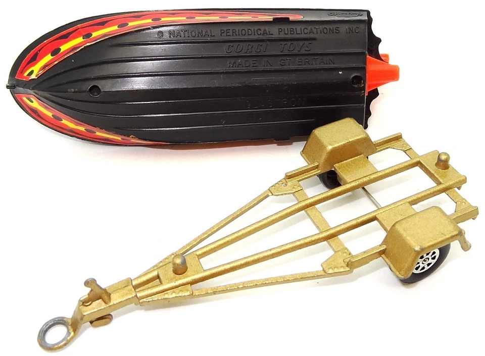 CORGI NO. 107 BAT BOAT ON TRAILER - MINT - Image 4 of 4