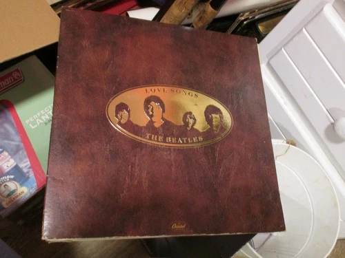 The Beatles Love Songs 2xLP Vinyl Record Album Capitol 1977 Gatefold W booklet
