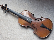 Nice old 4/4 Violin violon  nicely flamed back crack at the front