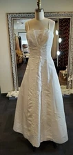 Aspeed Wedding Dress Size 06