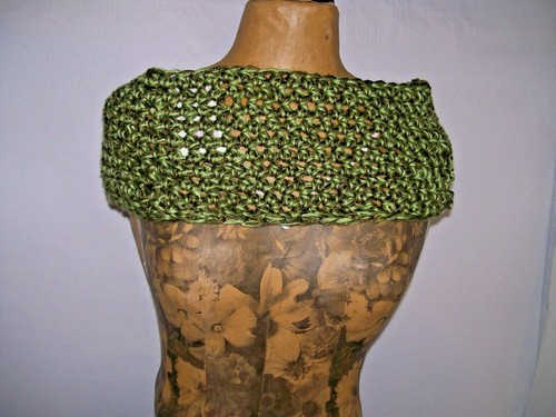 New Scarf Cowl Loop Scarf Neck Warmer Handmade Crocheted soft acrylic 30" C yarn - Picture 2 of 2