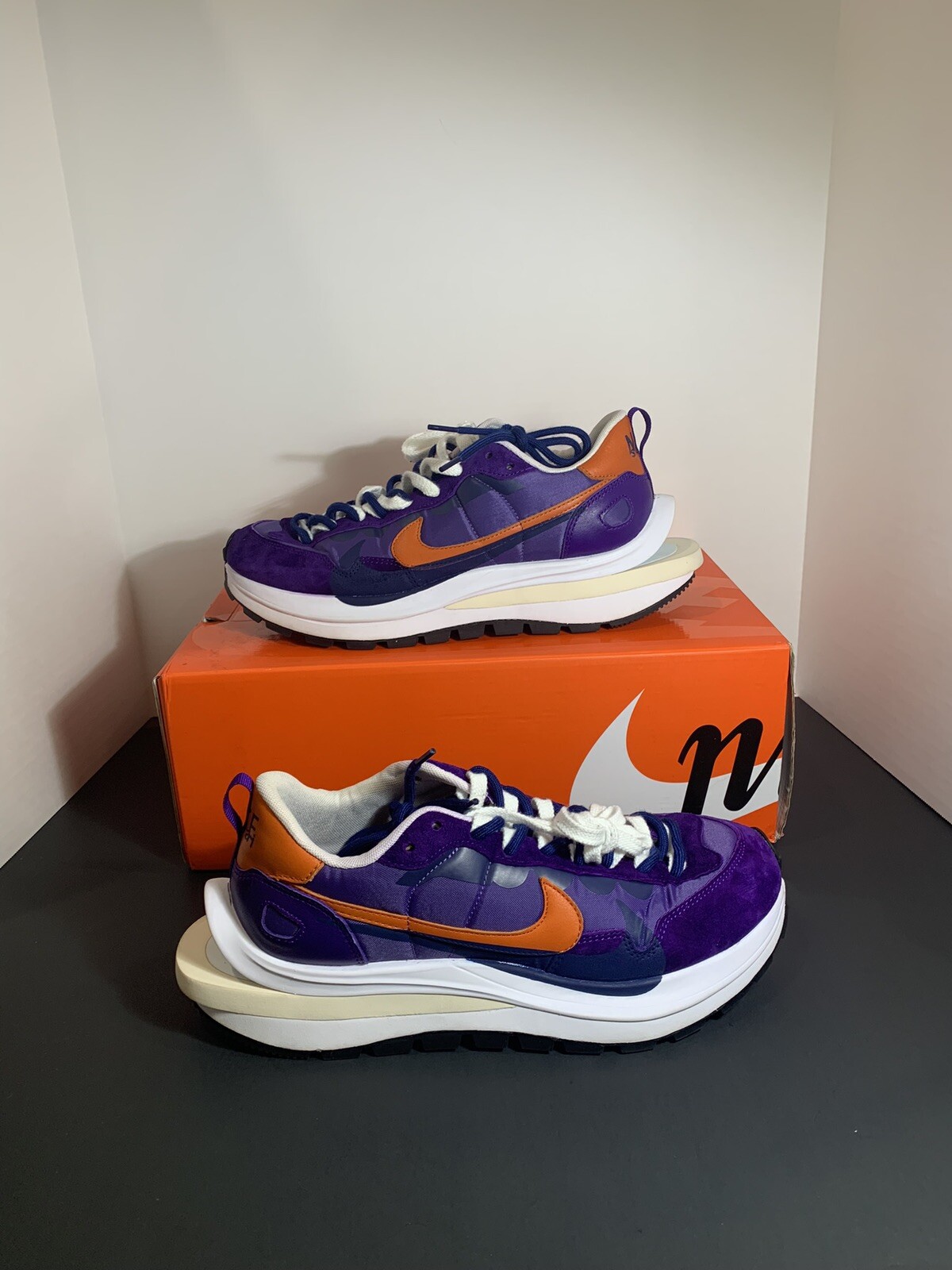 nike x sacai vaporwaffle dark iris