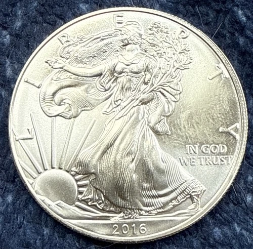 2016 - 1 Oz Silver Eagle One Dollar Coin Uncirculated