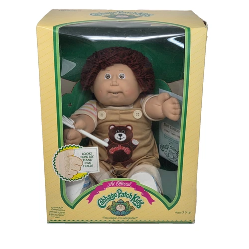 VINTAGE CABBAGE PATCH KIDS BOY BROWN HAIR BEAR OUTFIT HOLDING BRUSH IN BOX