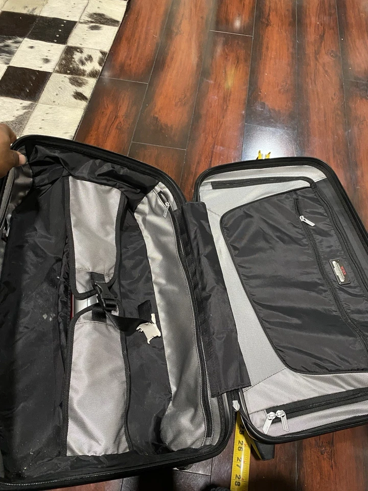 EUC Tumi x Ducati 65120RCE Red Black 22" Hardside Carry-On Luggage RARE - Image 4 of 4