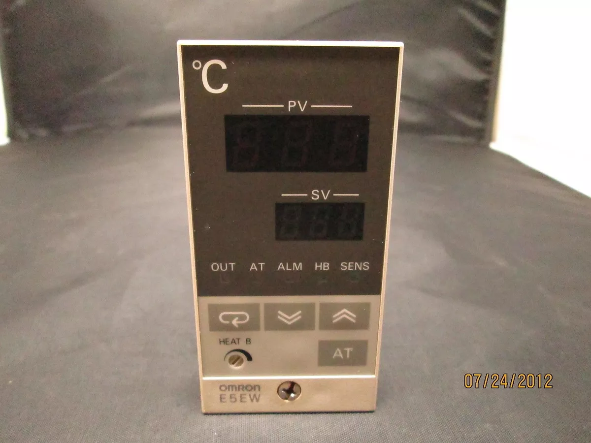 Omron E5EW-R1KJ Temperature Controller