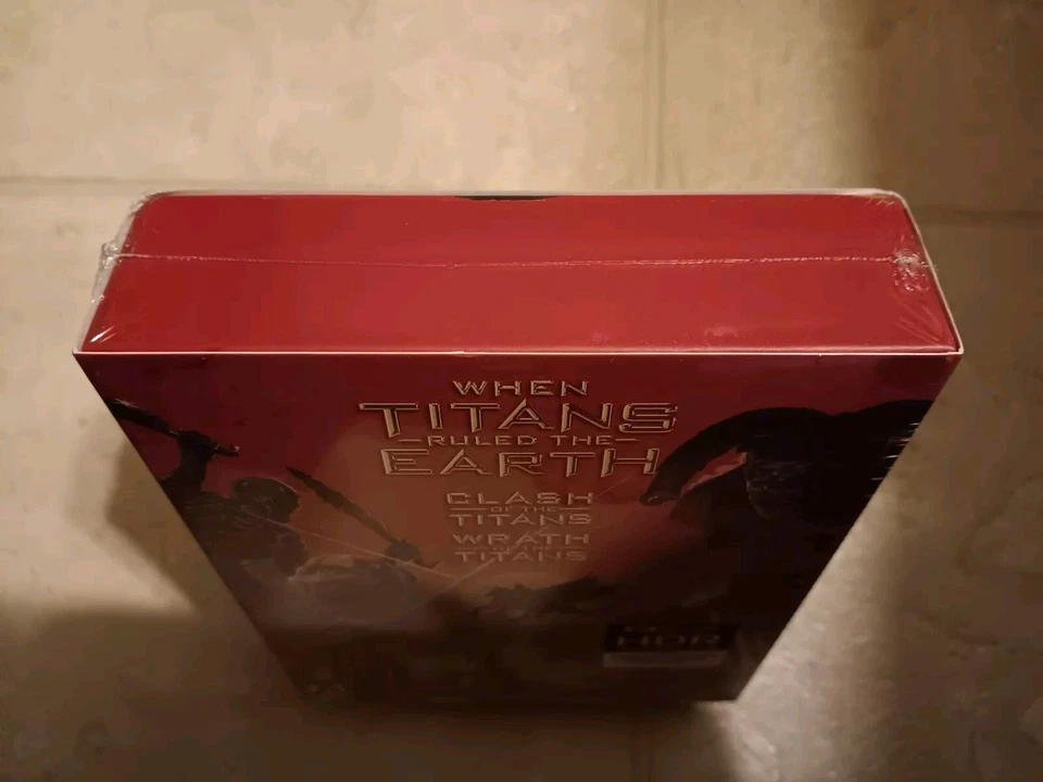 When Titans Ruled the Earth 4K Limited Edition Blu-ray 2010 2012 Arrow Slip Box Foto 3 de 4