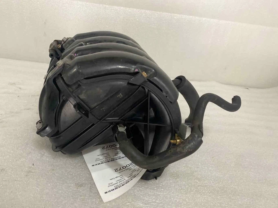 02 03 04 05 06 Colector de admisión TOYOTA SOLARA Foto 2 de 3