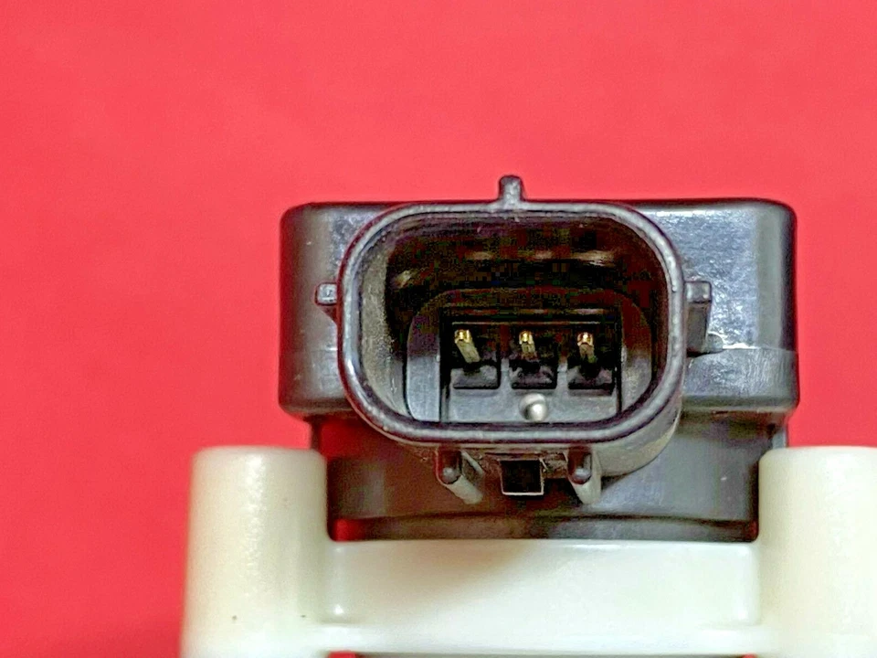 Nuevo Sensor de nivel de faro trasero izquierdo B71103 para Lexus GS350, GS450h 2013/2014 Foto 3 de 3