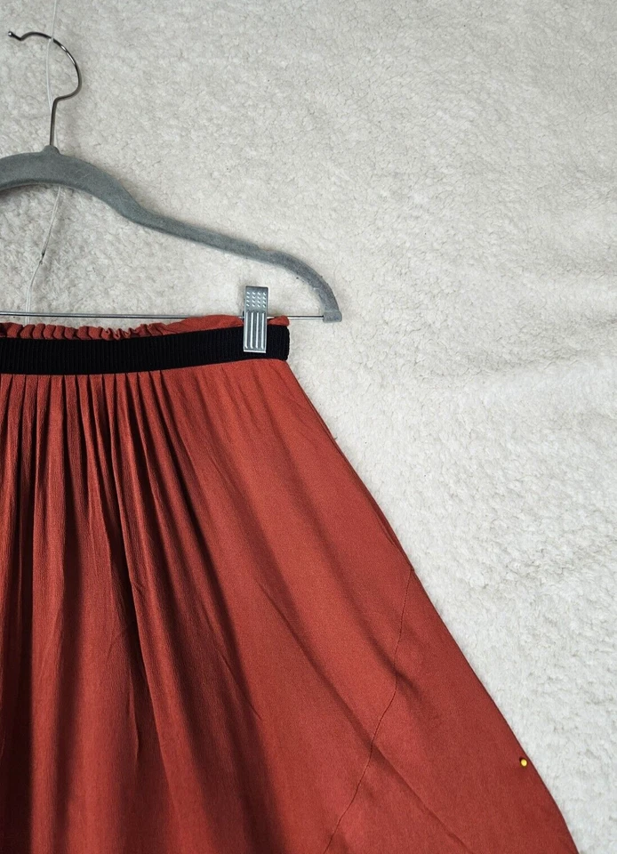 H M Mujer Falda 6 Naranja Óxido 100% Viscosa Volantes Tirar Cintura Elástica Rodilla Len Foto 3 de 4