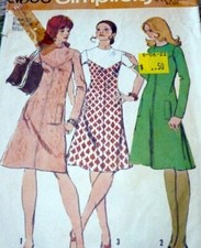 LOVELY VTG 1970s DRESS Sewing Pattern 12/34