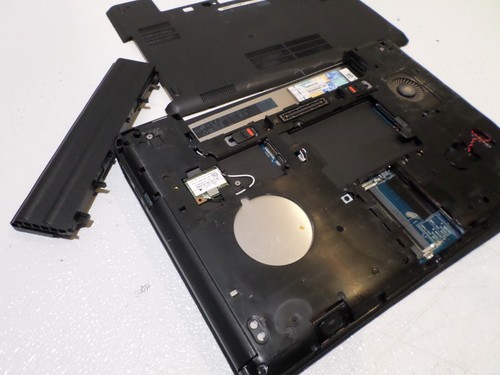 Dell Latitude E5440 Laptop - Intel Core i3 4th Gen, No HDD, No RAM - DAMAGED - Picture 10 of 11