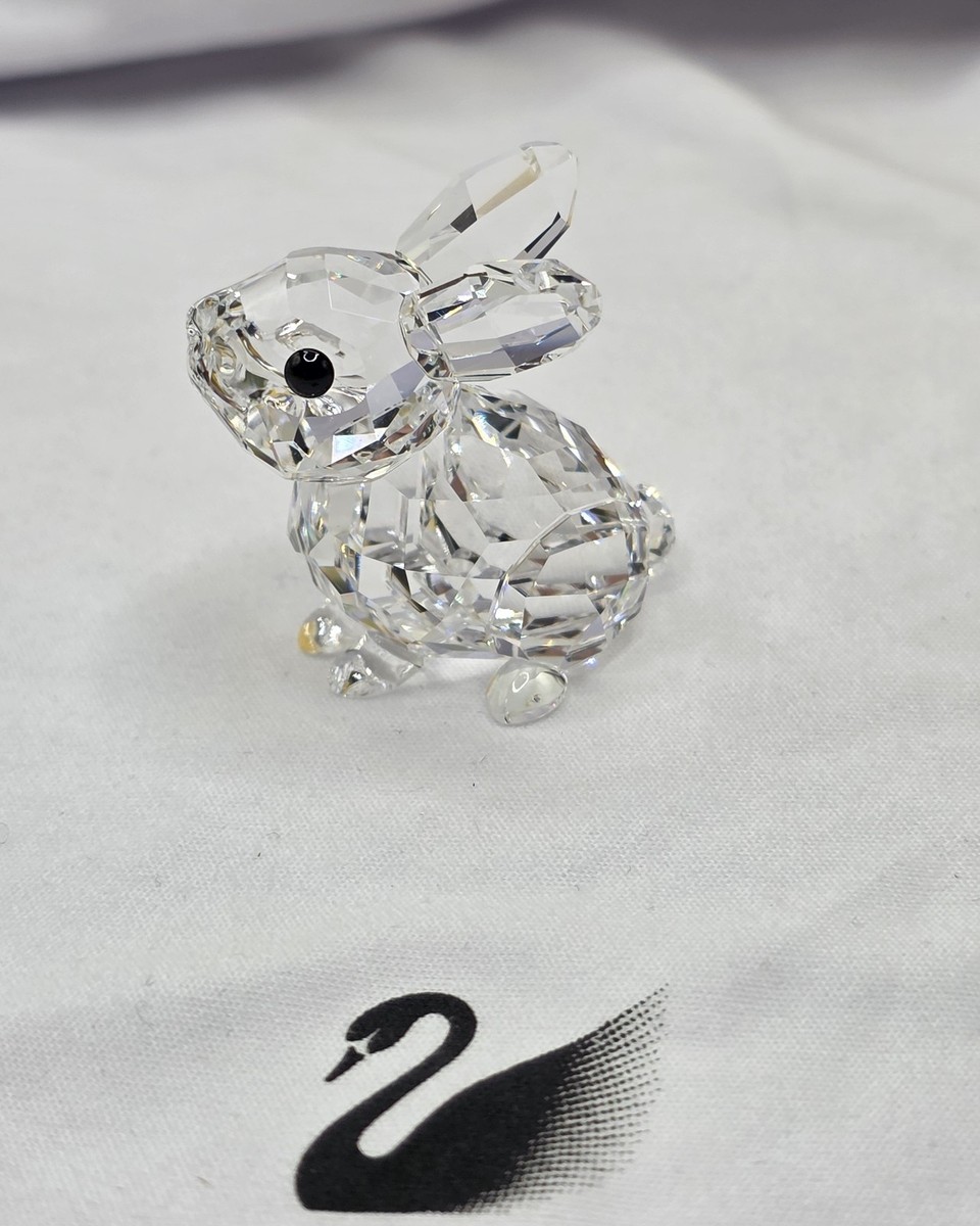 Swarovski Crystal Figurine Peaceful Countryside Rabbit Bunny