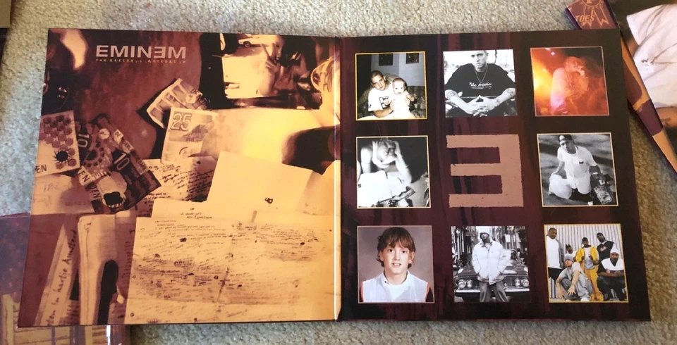 Eminem Marshall Mathers 25th Anniversary Edition 2LP Gold & Dark Red Vinyl LE Foto 3 de 4