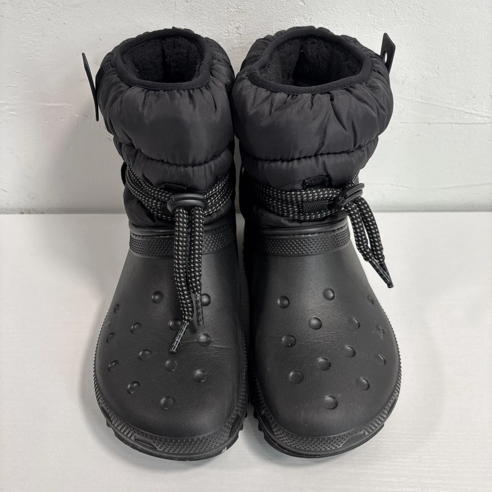 Crocs Classic Neo Puff Luxe Women’s Sz 7 Black Waterproof Adjustable Strap Boots - Image 4 of 4