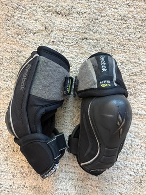 Junior Medium Reebok 9K Elbow Pads (Used)