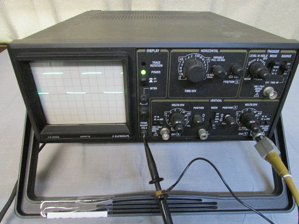 Tenma 72-3055 20MHz Oscilloscope Service Benchtop 2-Channel Analog s/n 1971518 - Image 2 of 4