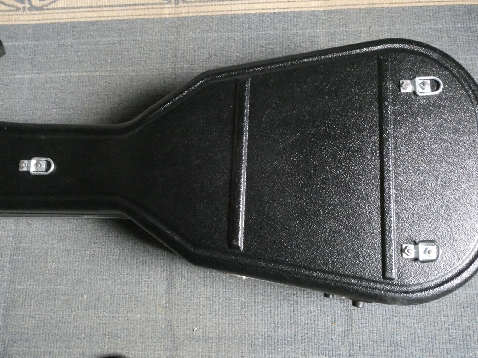 Fylde Custom Classical Guitar in beautiful condition, with Headway