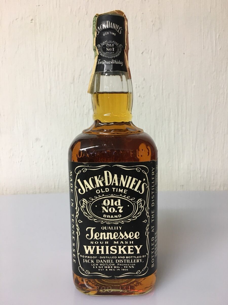 Jack Daniel's Old Time No.7 Tennessee Whiskey 70cl 45% Vol Jack Daniel's Old Time No.7 Tennessee Whiskey 70cl 45% Vol